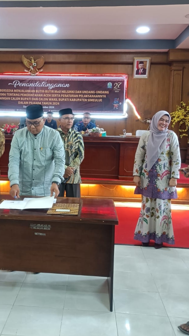 Pasangan Calon Bupati dan wakil Bupati Berselogan SEHATI di sambut Hangat Masyakat Sekitar lingkar Gunung Bikhao.