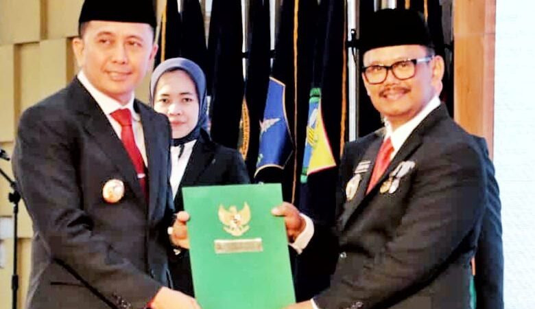 *H Zonny Waldi, Terima Mandat Sebagai Plt. Bupati Simalungun*