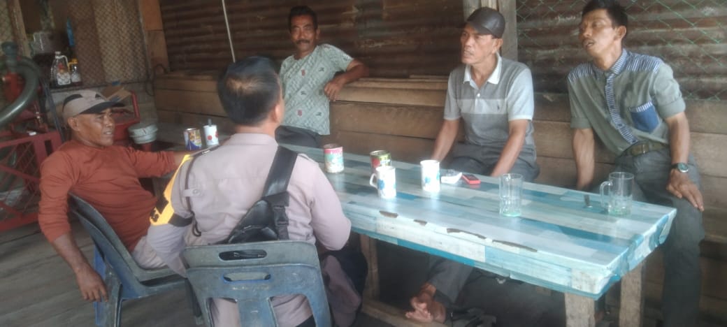 Bhabinkamtibmas Panipahan Kota Aktif  Terus Perkuat Cooling System Menjelang Pilkada 2024