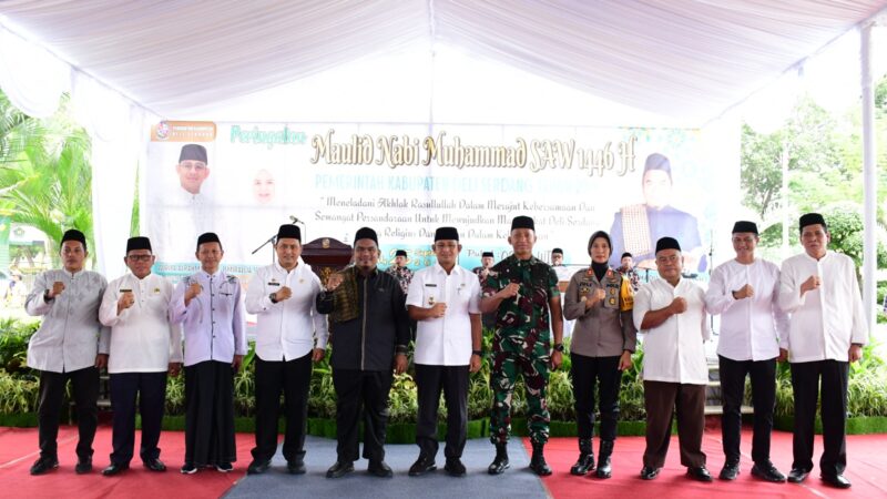 Pj Bupati Deli Serdang Ajak Umat Islam Teladani Akhlak Rasulullah