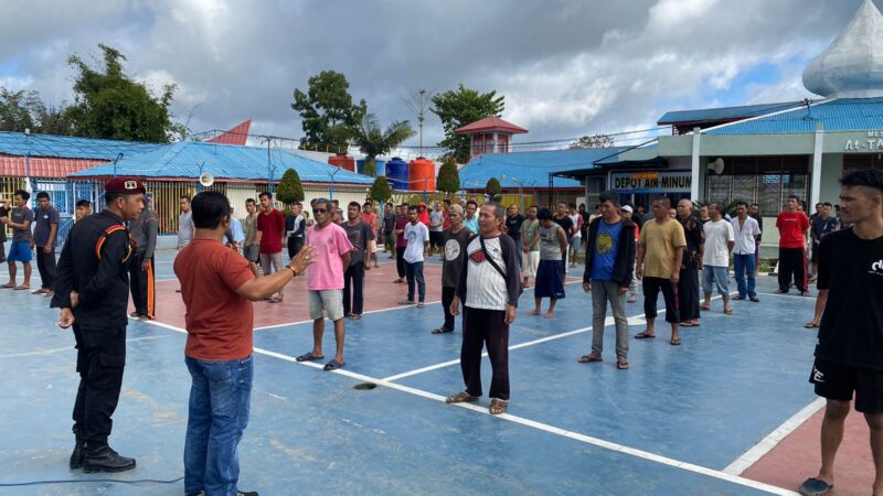 Ka.KPR Rutan Kelas IIB Sidikalang Sampaikan Pengarahan: Jaga Ketertiban dan Netralitas Jelang Pemilu 2024