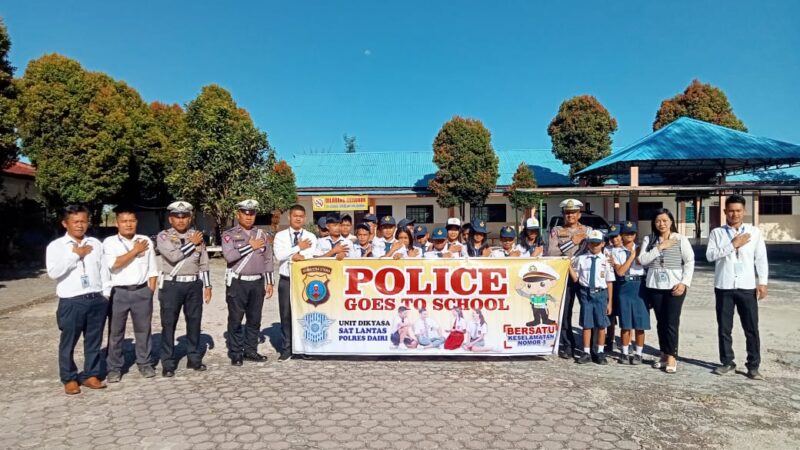 Sat Lantas Polres Dairi Sosialisasikan Operasi Zebra Toba 2024 di SMP/SMK Anugrah Sidikalang