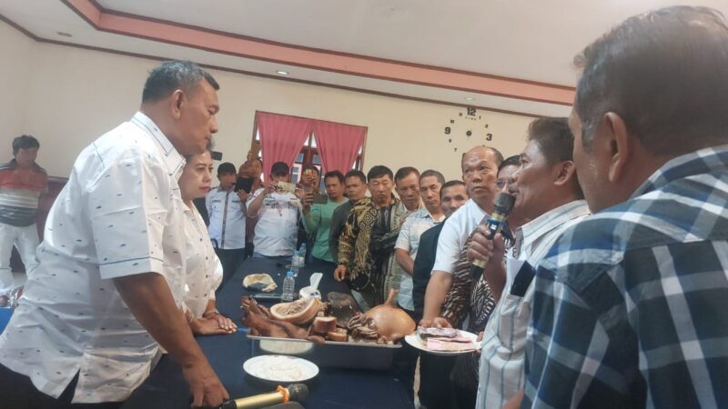 Vickner Sinaga-Wahyu Sagala Di Paborhat Marga Sinaga,Sebagai Bentuk Dukungan dan Doa Sakral untuk Masa Depan Dairi