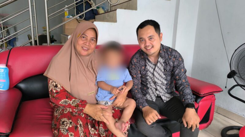 Kunjungi Balita Korban Dianiaya Pengasuh Day Care Medan, Andi : Tersangka Harus Ditahan