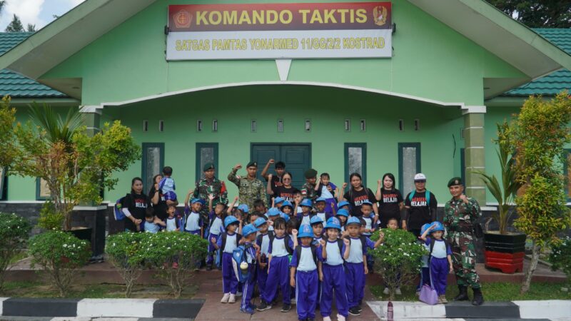 *Satgas Pamtas Yonarmed 11 Kostrad Terima Kunjungan Outing Class TK Sion Nunukan*