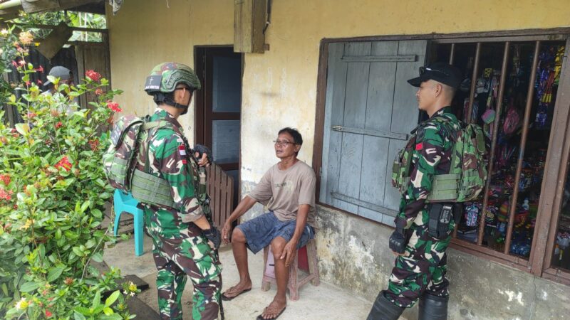 Satgas Yonif 642/Kps Pererat Tali Silaturahmi Dengan Masyarakat Kampung Bofuwer