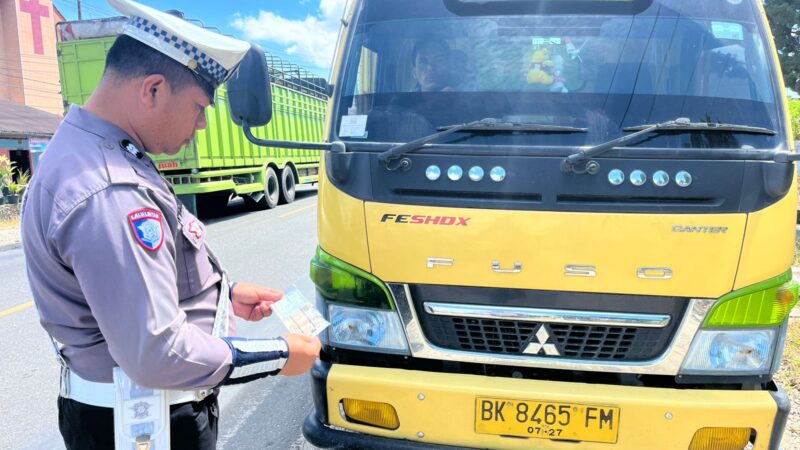 Sat Lantas Polres Dairi Bersama Bapenda Sumut Lakukan Razia Kendaraan Pajak Bermotor
