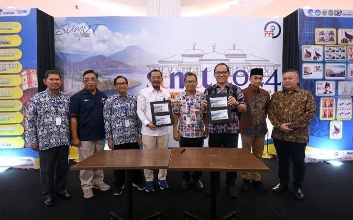 *Ilyas Sitorus Apresiasi Pameran Nasional Filateli Tahun 2024*