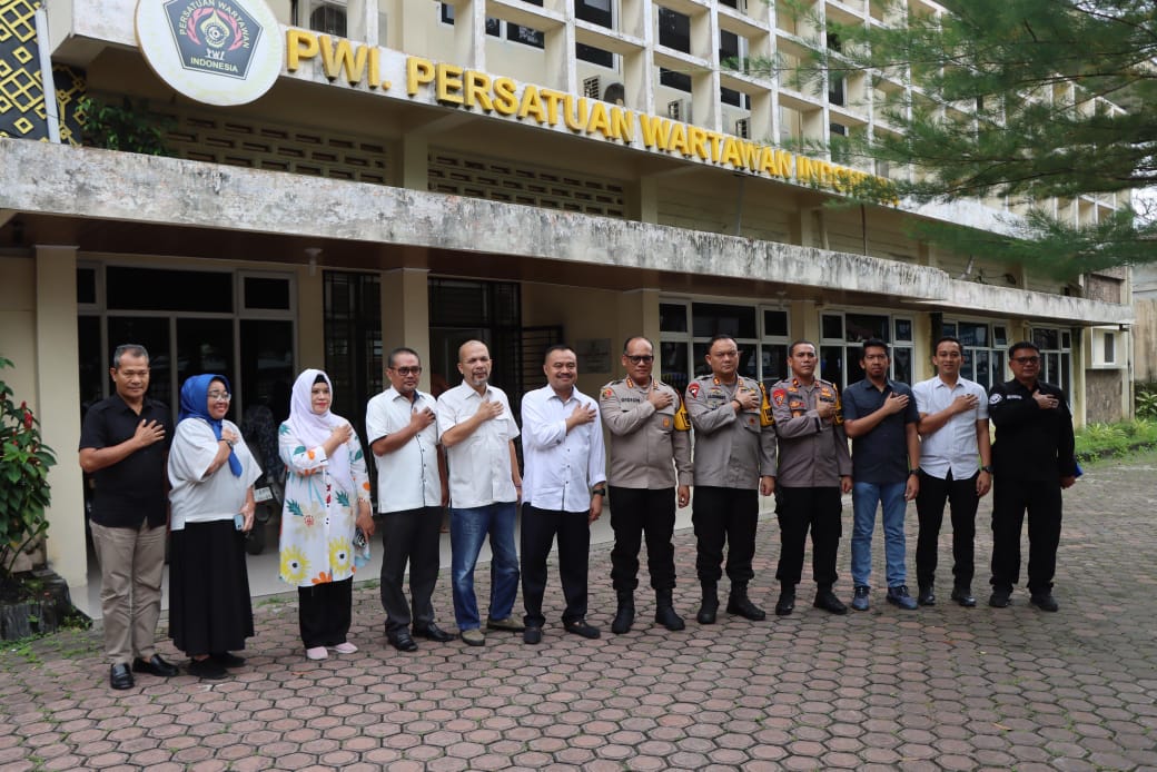 Terima Kunjungan Kapolrestabes, Farianda : PWI Sumut Siap Bersinergi Wujudkan Kota Medan Kondusif