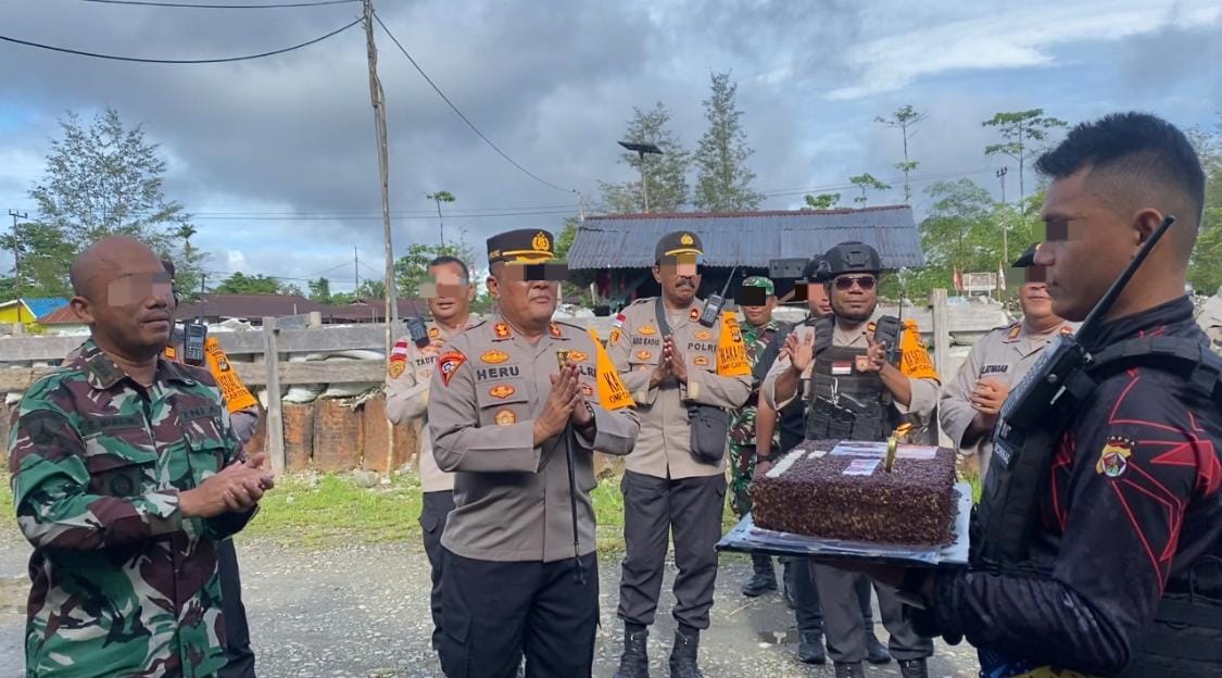 MARINIR HABEMA SAMBUT HANGAT KUNJUNGAN POLRES YAHUKIMO
