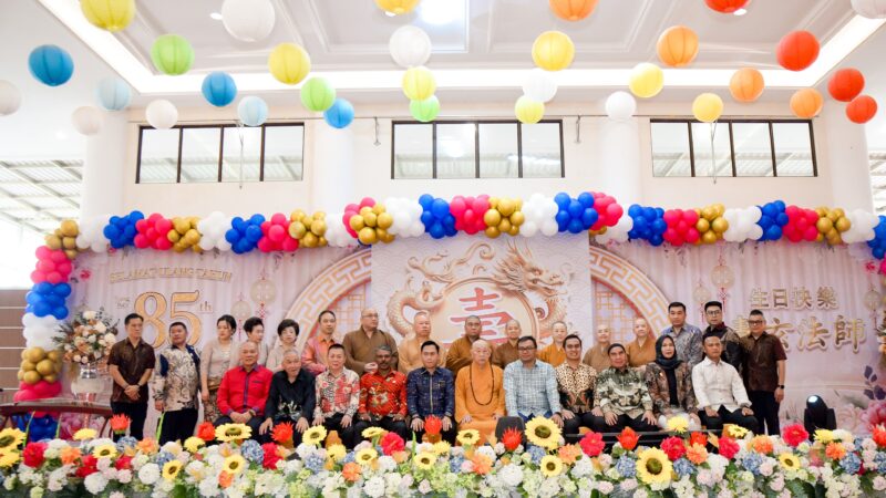 *Ulang Tahun ke-85 YM Bhiksu Dharma Virya, dr. Asri Ludin: “Lestarikan Keberagaman Budaya dan Adat*