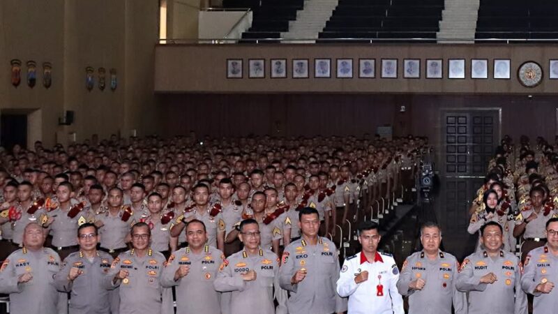 Wakil Kepala Badan Siber dan Sandi Negara (BSSN) Republik Indonesia, Komjen Pol. A. Rachmad Wibowo, S.I.K., memberikan kuliah umum