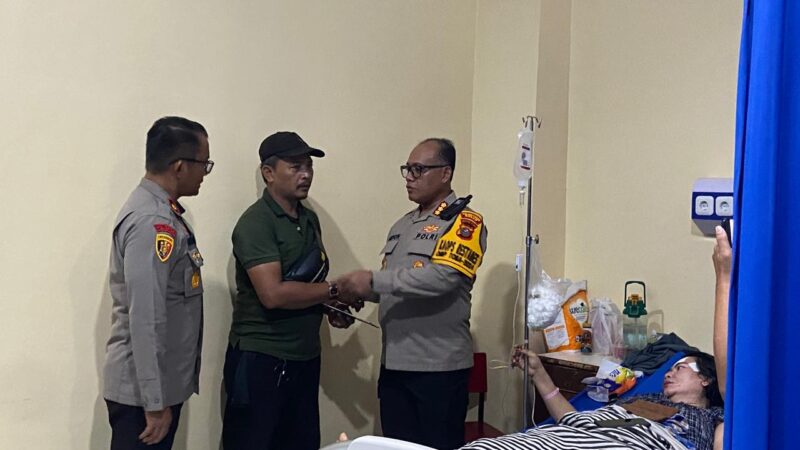 Didampingi Kapolsek Sunggal, Kapolrestabes Medan Jenguk Ibu Rumah Tangga Korban Jambret