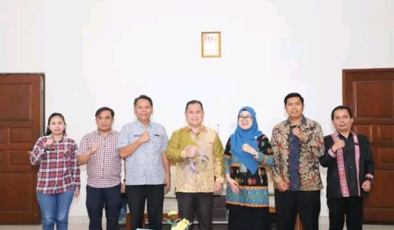 Penjabat (PJ) bupati Dairi Terima Audensi Pengadilan agama” mendukung memperkuat sistem peradilan dan perlindungan hukum