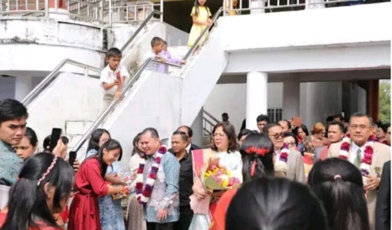 Pejabat (PJ)Bupati Dairi Hadiri  pesta Bona taon PPTSB  se-kabupaten Dairi  