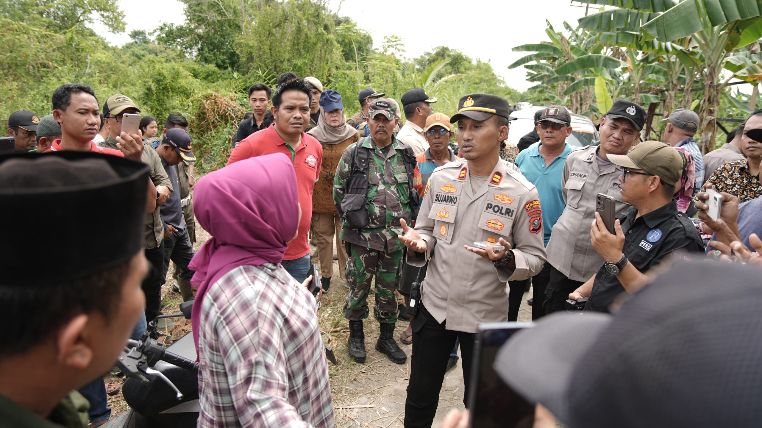 Pemkab Deli Serdang & Dinas LHK Sumut Tertibkan Pagar di Hutan Lindung Desa Regemuk