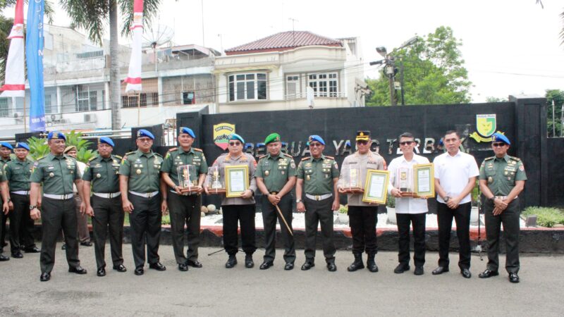 Sinergitas TNI-Polri, Kabid Propam Polda Sumut Direward Komandan Puspomad