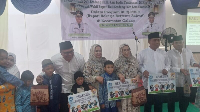 *Bupati Deliserdang Berjemur di Galang,Berbagai Bantuan Diserahkan*