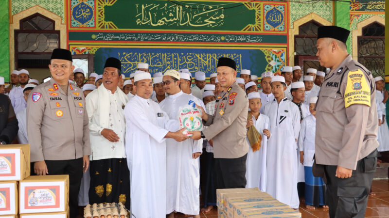 Safari Ramadan, Kapolres Dairi Sambangi Pesantren Dairi, Salurkan Sembako Dan Takjil