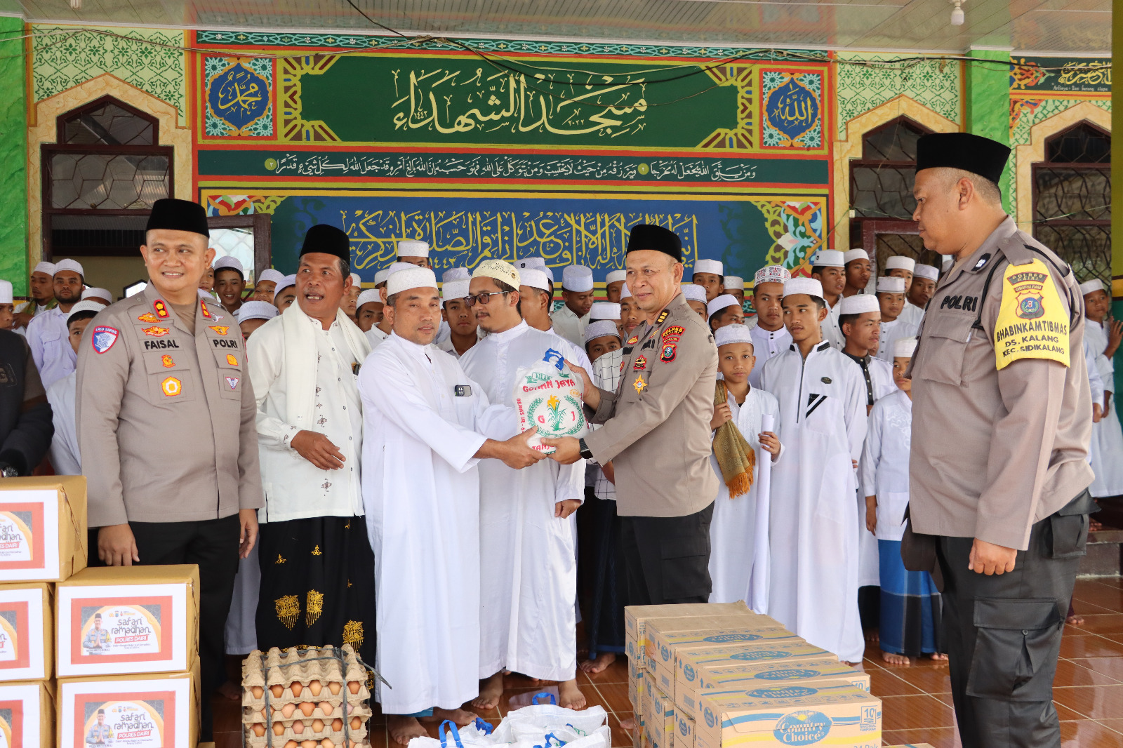 Safari Ramadan, Kapolres Dairi Sambangi Pesantren Dairi, Salurkan Sembako Dan Takjil
